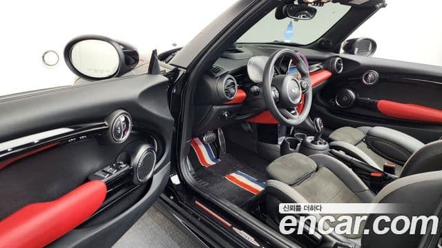 Mini Cooper S Convertible 2020 — ფოტო 10/20