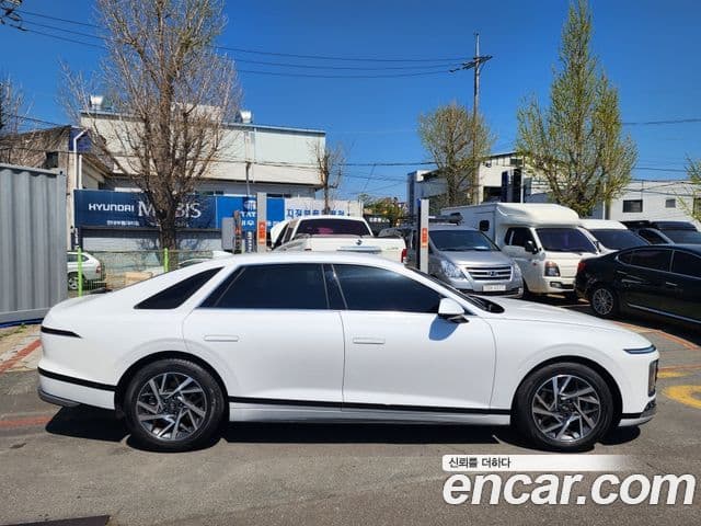 Hyundai Grandeur 2023 — Şəkil 2/20