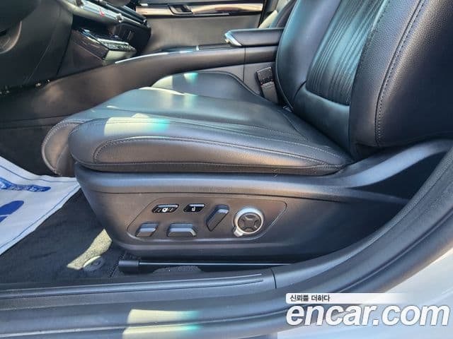 Hyundai Grandeur 2023 — Şəkil 6/20