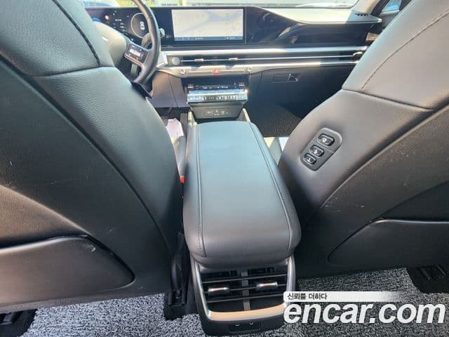 Hyundai Grandeur 2023 — Şəkil 8/20
