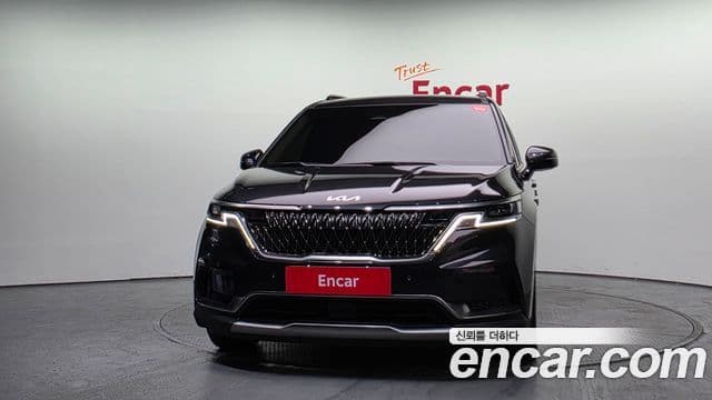 Kia Carnival 2021 — ფოტო 3/20