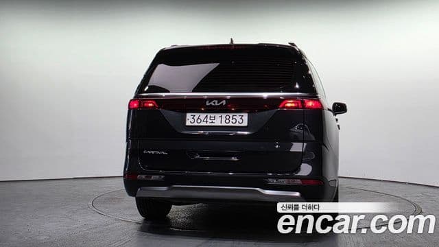 Kia Carnival 2021 — ფოტო 4/20