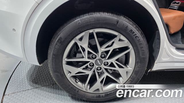 Genesis GV70 2022 — фото 5 из 20