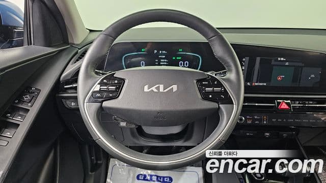 Kia Niro 2022 — Şəkil 14/20
