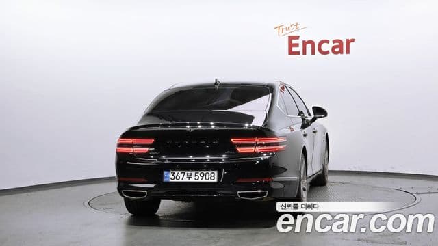 Genesis G80 2022 — ფოტო 17/20