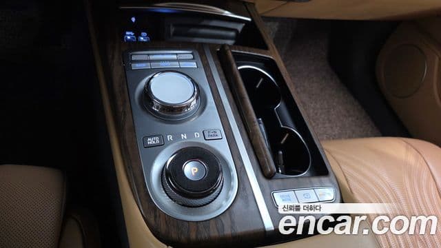Genesis G80 2022 — ფოტო 12/20