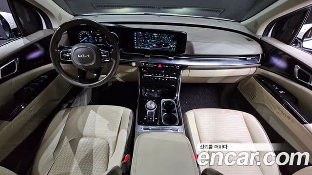 Kia Carnival 2022 — ფოტო 7/20