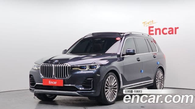 BMW X7 2022 — ფოტო 1/20