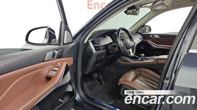 BMW X7 2022 — ფოტო 10/20