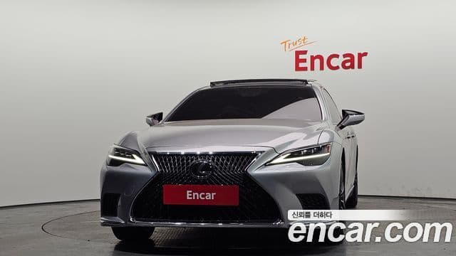 Lexus LS500 2022 — Şəkil 17/20