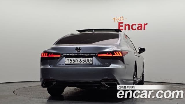 Lexus LS500 2022 — Şəkil 16/20