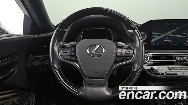 Lexus LS500 2022 — Şəkil 3/20