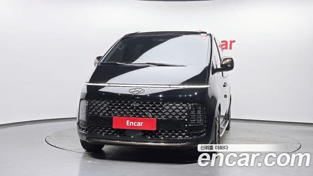 Hyundai Staria 2022 — ფოტო 3/20