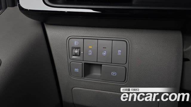 Hyundai Staria 2022 — ფოტო 14/20
