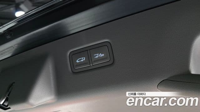 Hyundai Staria 2022 — ფოტო 20/20