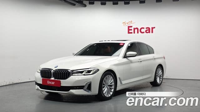 BMW 5 Series 2021 — ფოტო 9/20