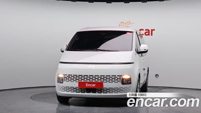 Hyundai Staria 2024 — ფოტო 3/20
