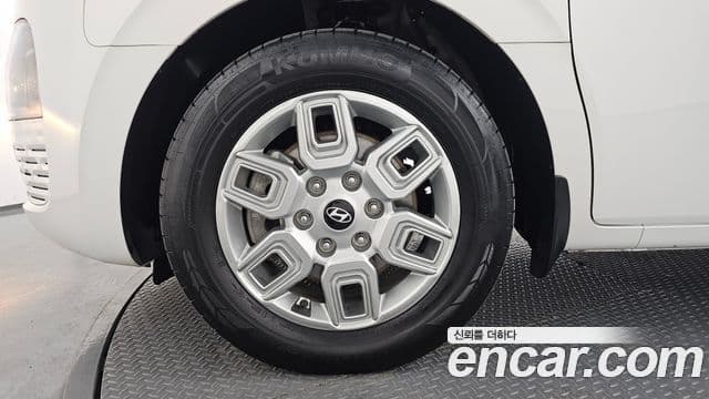 Hyundai Staria 2024 — ფოტო 5/20