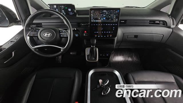 Hyundai Staria 2024 — ფოტო 7/20