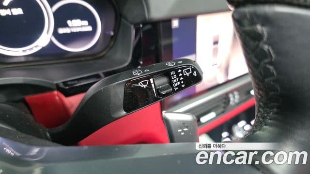 Porsche Cayenne 2021 — Photo 7/30