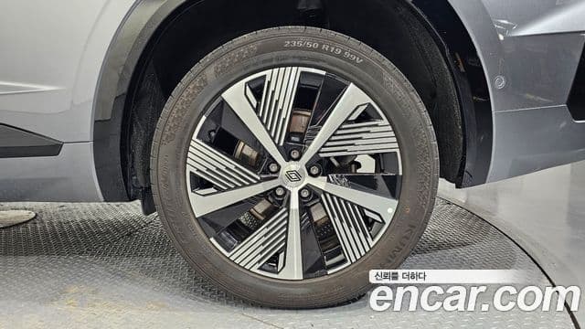 Renault Samsung Grand Koleos 2024 — Şəkil 24/30