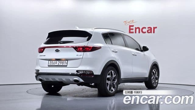 Kia Sportage The Bold 2019 — Фото 2/20
