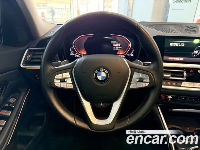 BMW 3 Series 2022 — ფოტო 5/18