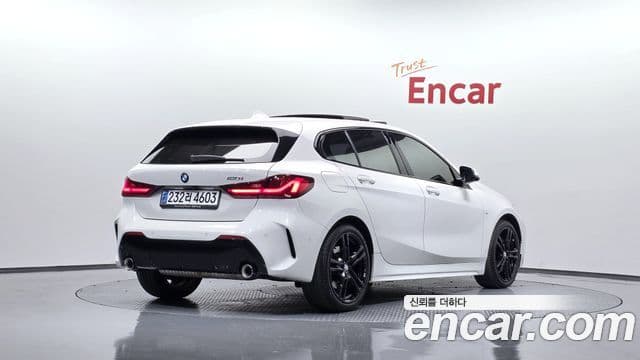 BMW 1 Series 2023 — ფოტო 2/20