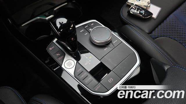 BMW 1 Series 2023 — ფოტო 9/20