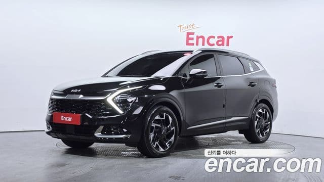 Kia Sportage 2022 — Фото 1/20