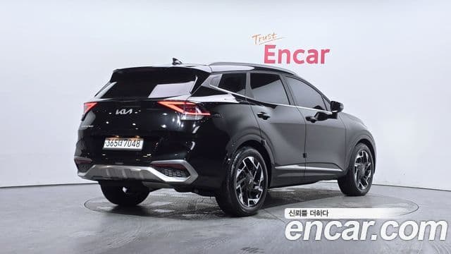 Kia Sportage 2022 — Фото 2/20