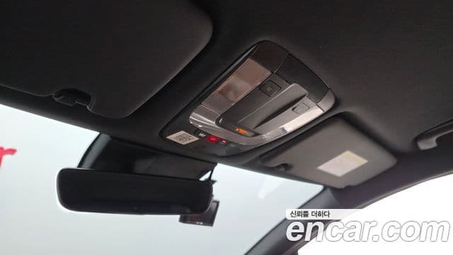 Kia Sportage 2022 — Şəkil 18/30