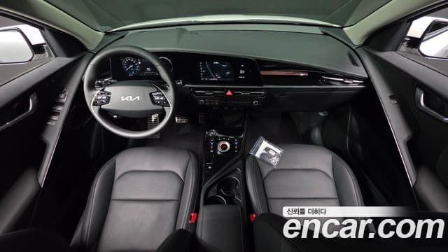 Kia Niro 2025 — Şəkil 7/20
