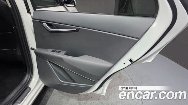 Kia Niro 2025 — Şəkil 18/32