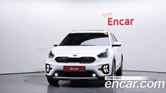 Kia Niro 2020 — ფოტო 3/20
