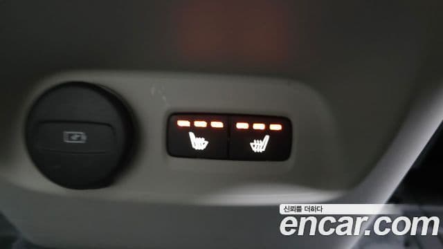 Volvo XC40 2023 — Şəkil 18/20