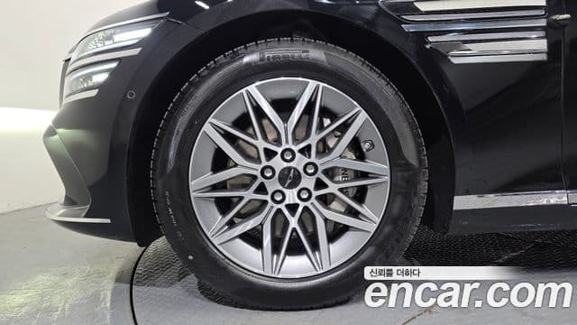 Genesis G80 2025 — Şəkil 8/20