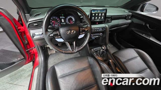 Hyundai Veloster 2019 — Şəkil 10/20
