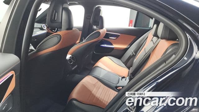 Mercedes-Benz C-Class 2022 — Şəkil 19/20