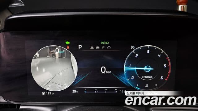 Kia Carnival 2020 — Фото 8/20