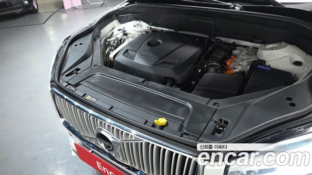 Volvo XC90 2018 — Şəkil 6/20