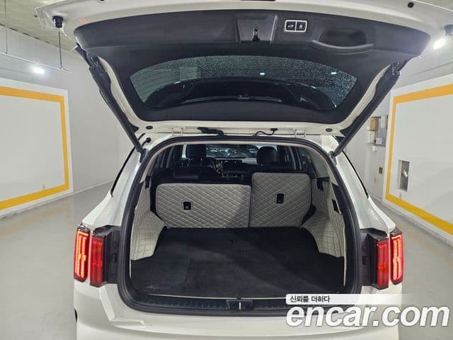 Kia Sorento 2021 — ფოტო 7/20