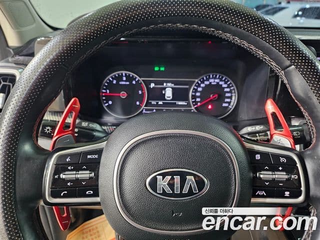 Kia Sorento 2021 — ფოტო 11/20