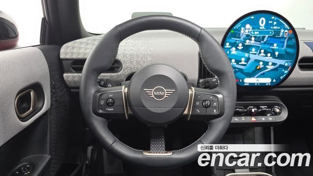 Mini Cooper S 2024 — ფოტო 12/20