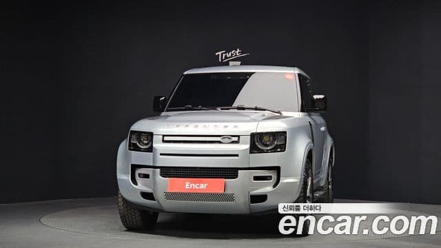 Land Rover Defender 2024 — ფოტო 3/20