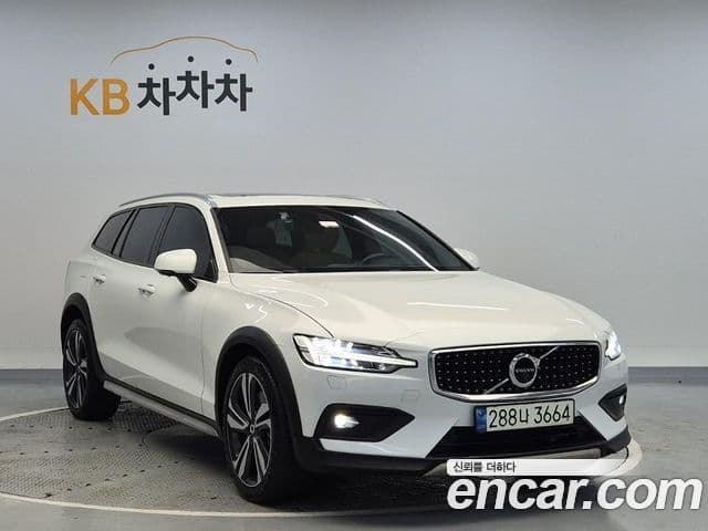 Volvo V60 Cross Country 2021 — Şəkil 3/19