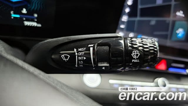 Hyundai The New Avante Hybrid 2021 — Photo 29/30