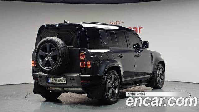 Land Rover Defender 2024 — ფოტო 2/20