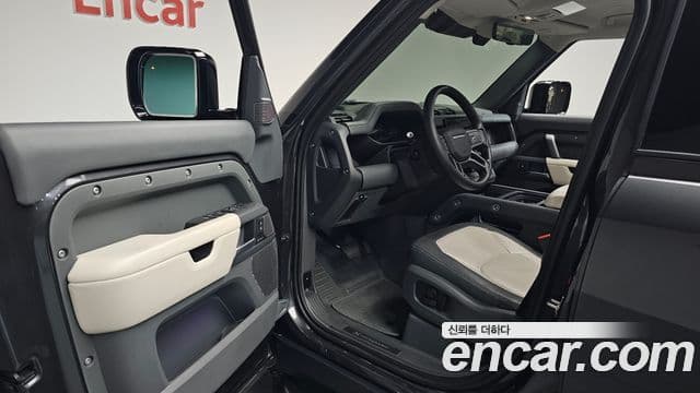 Land Rover Defender 2024 — ფოტო 10/20