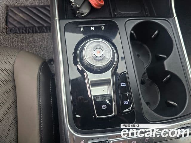 Kia Carnival 2024 — ფოტო 7/20